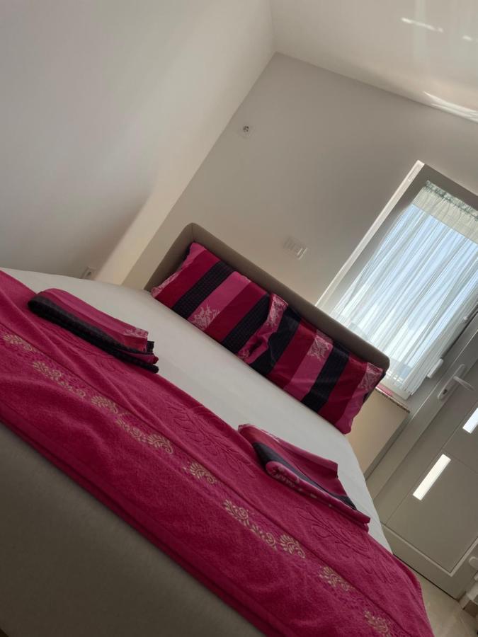 Mit-Apartments Susanj Ngoại thất bức ảnh