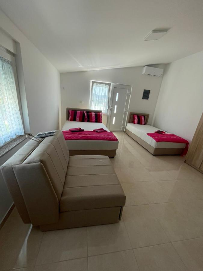 Mit-Apartments Susanj Ngoại thất bức ảnh